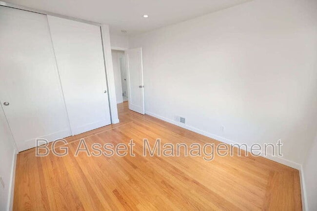 Building Photo - 1411 Arlington Blvd