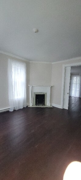 Building Photo - 233 S Prospect St