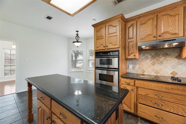 Building Photo - 7616 Jennifer Ln