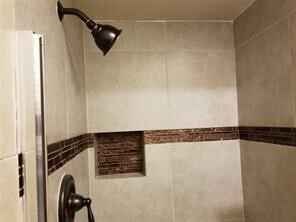 Building Photo - 1511 Alderbrook Dr