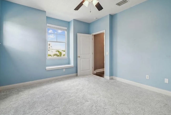 Building Photo - 824 Islebay Dr