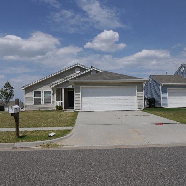 Building Photo - 517 English Elm Ln