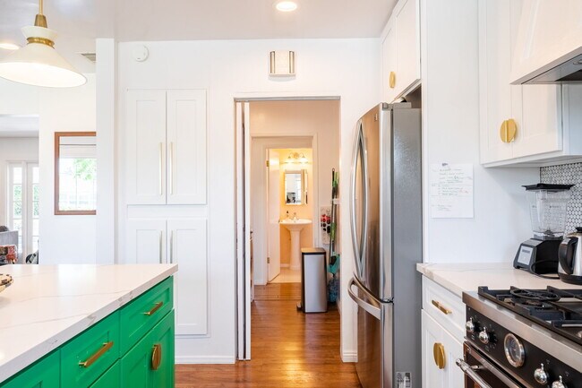 Building Photo - 6307 Tunney Ave