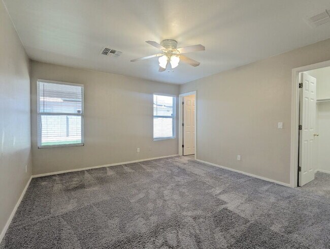 Building Photo - Newly Remodeled Rancho Sahuarita Rental!