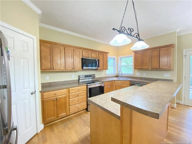 Building Photo - 1058 Carolina Way