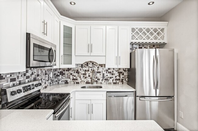 Building Photo - 4719 Junius St