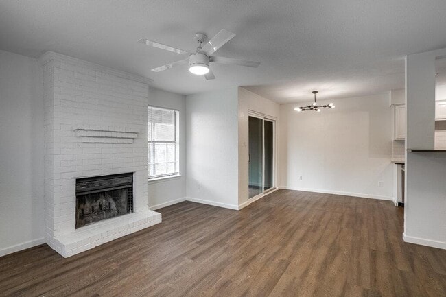 Building Photo - 2119 Gaston Pl Dr