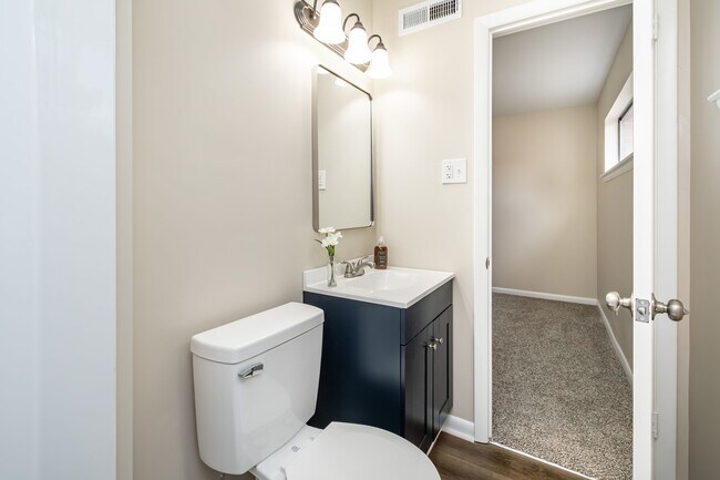 Building Photo - 3945 Starboard Rd