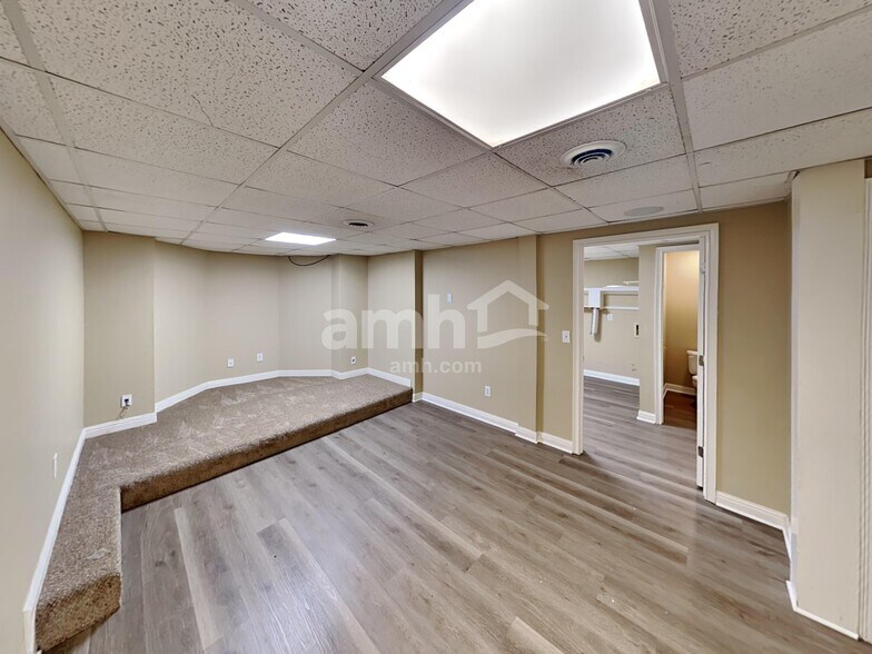 Building Photo - 1423 Shoreside Dr