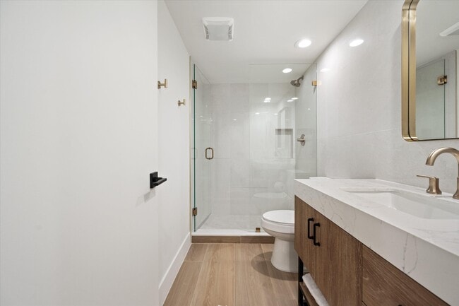 Building Photo - 2810 Polo Island Dr