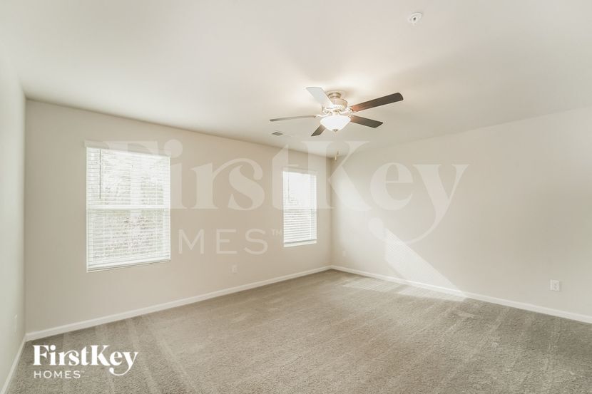 Building Photo - 9417 Village View Ct NW