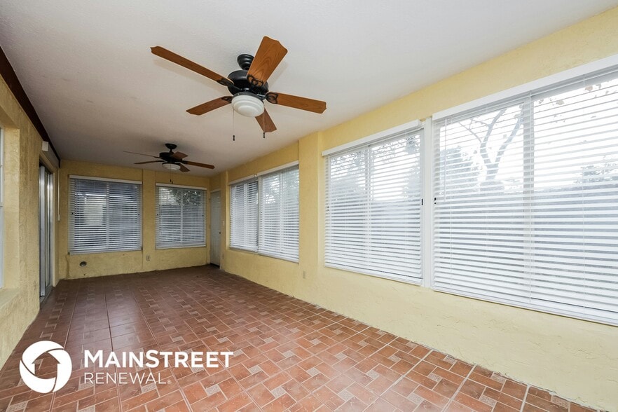 Building Photo - 857 Heather Glen Cir