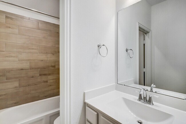 Building Photo - 21015 Morning Nectar Ln