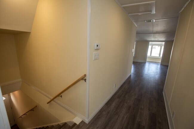 Entry and Hall, Central Air/Heat - 1075 1/2 Leighton Ave.