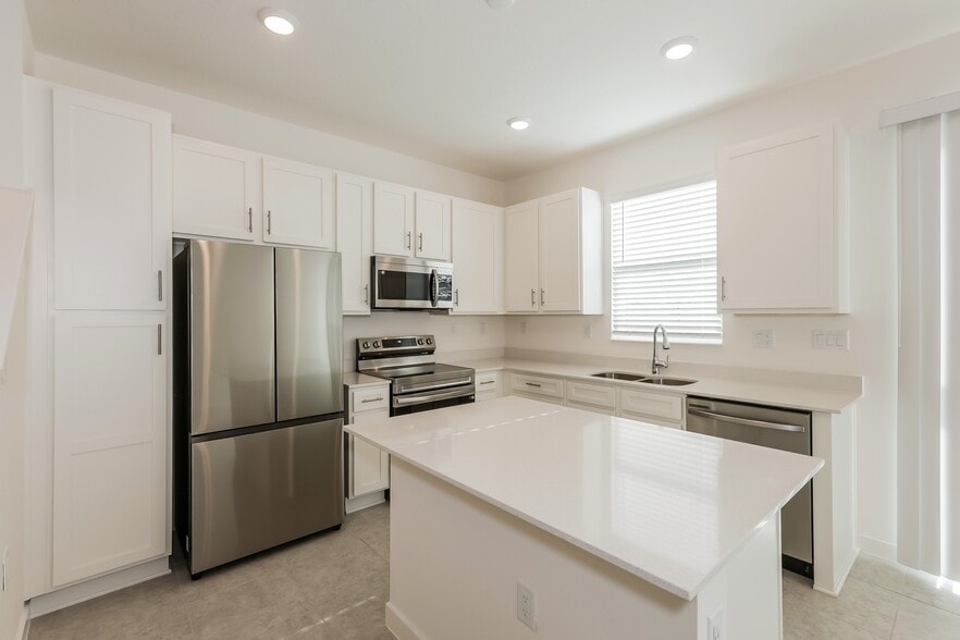 Building Photo - 1457 Tristar Dr