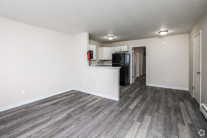 1BR, 1BA - 636 SF - Southview Apartments