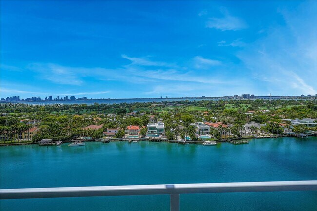 Building Photo - 5600 Collins Ave