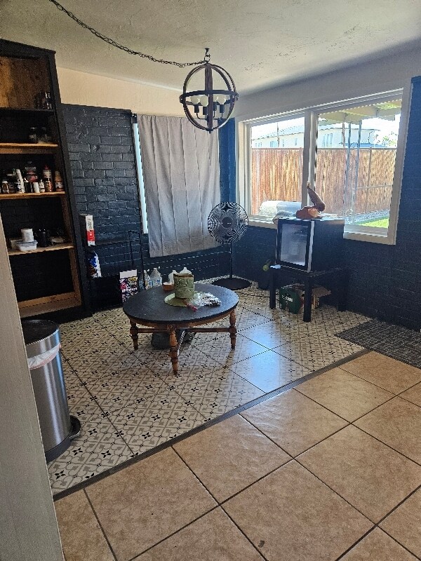 Building Photo - 1548 E 9th St