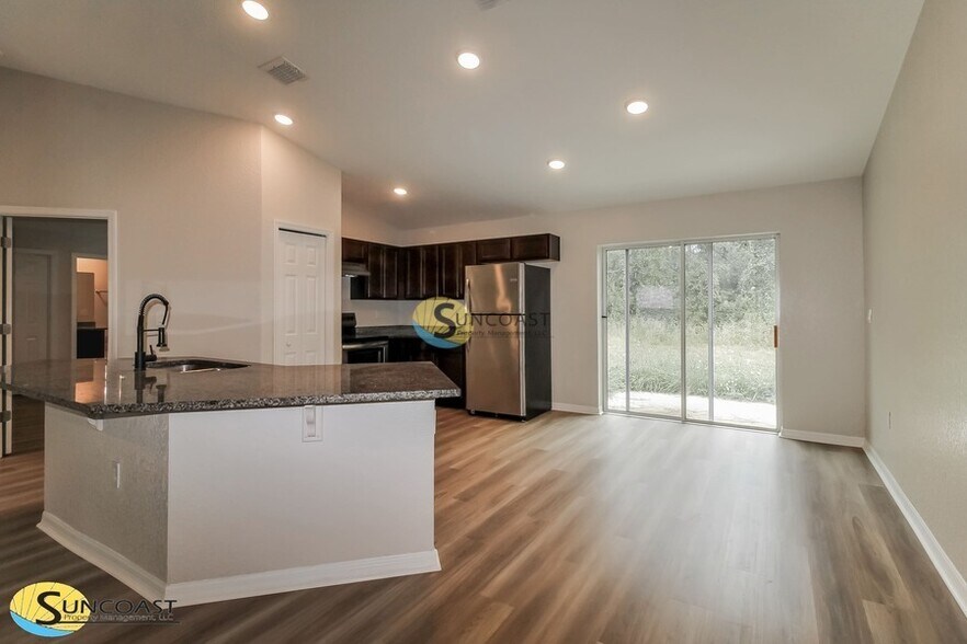 Building Photo - 2540 SW 156th Lane Rd