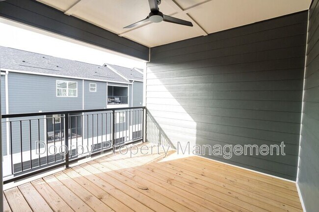 Building Photo - 760 Bespoke Wy