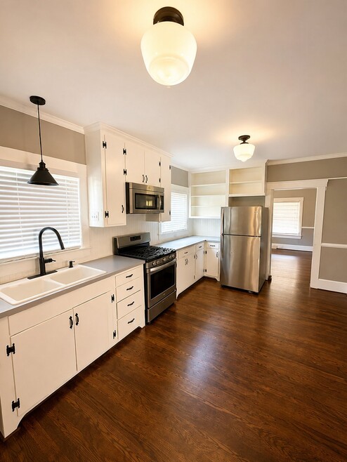 Building Photo - 116 Cabarrus Ave E