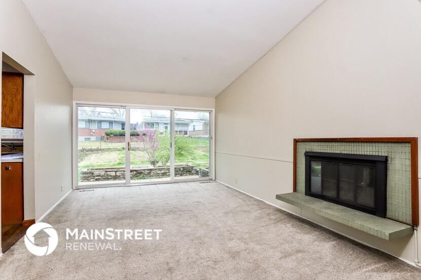 Building Photo - 5 Whitney Cir