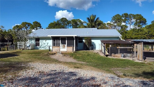 Building Photo - 15780 62nd Pl N