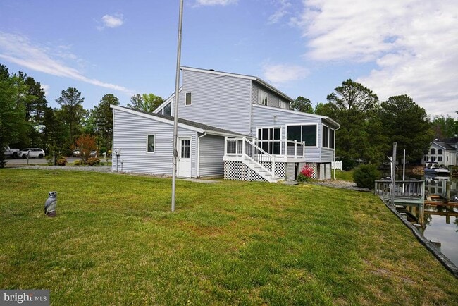 Building Photo - 39028 Bayview W