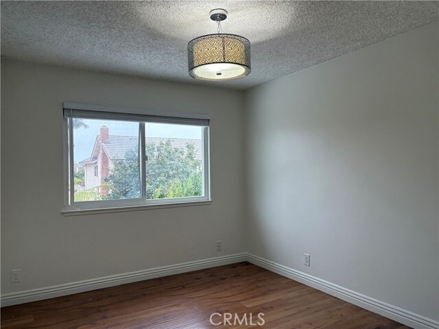 Building Photo - 14851 Mayten Ave