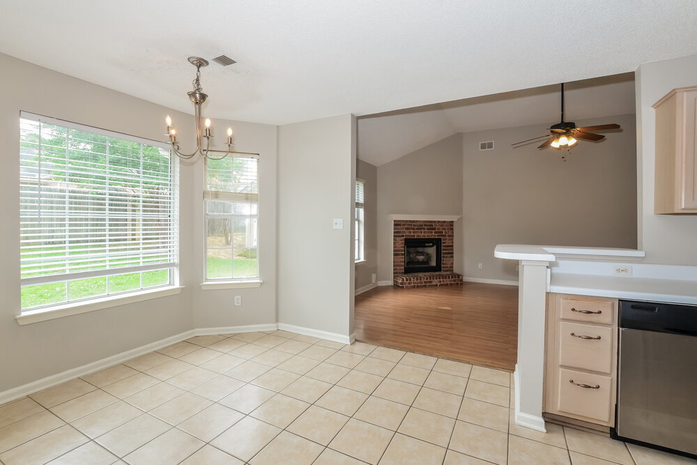Building Photo - 6967 Naples Dr