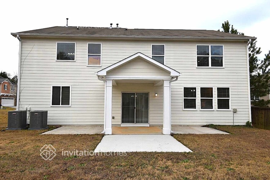 Building Photo - 335 Yellow Iris Rd SE