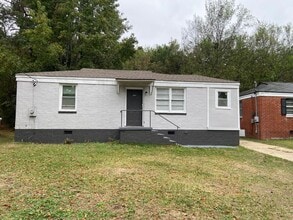 Building Photo - **AVAILABLE NOW**Total Electric 2 Bedroom ...