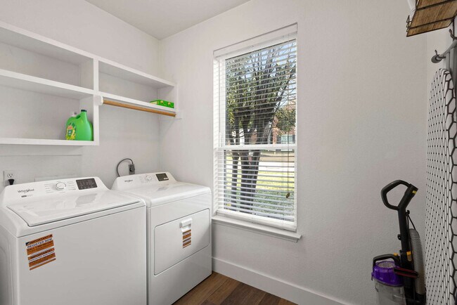 Building Photo - 3508 Misty Meadow Dr
