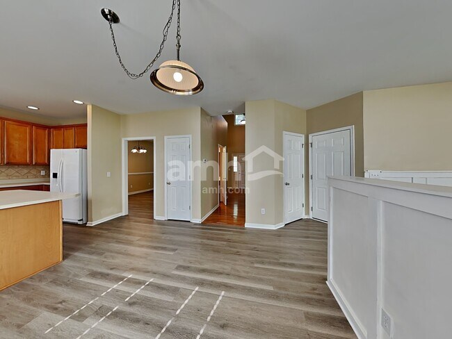 Building Photo - 516 Littleport Dr