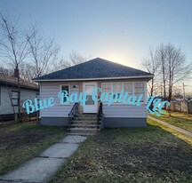 Building Photo - 2932 Sanford St