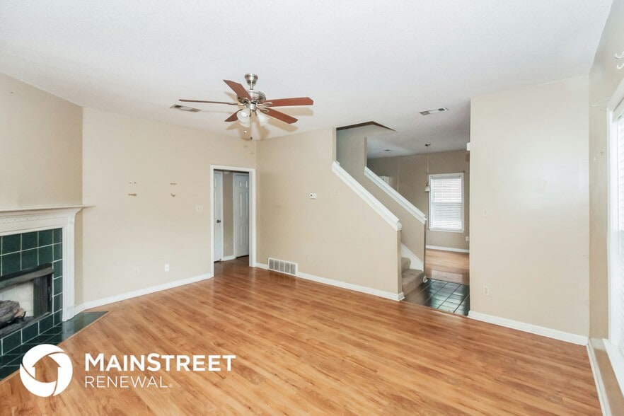 Building Photo - 768 Breeze Way