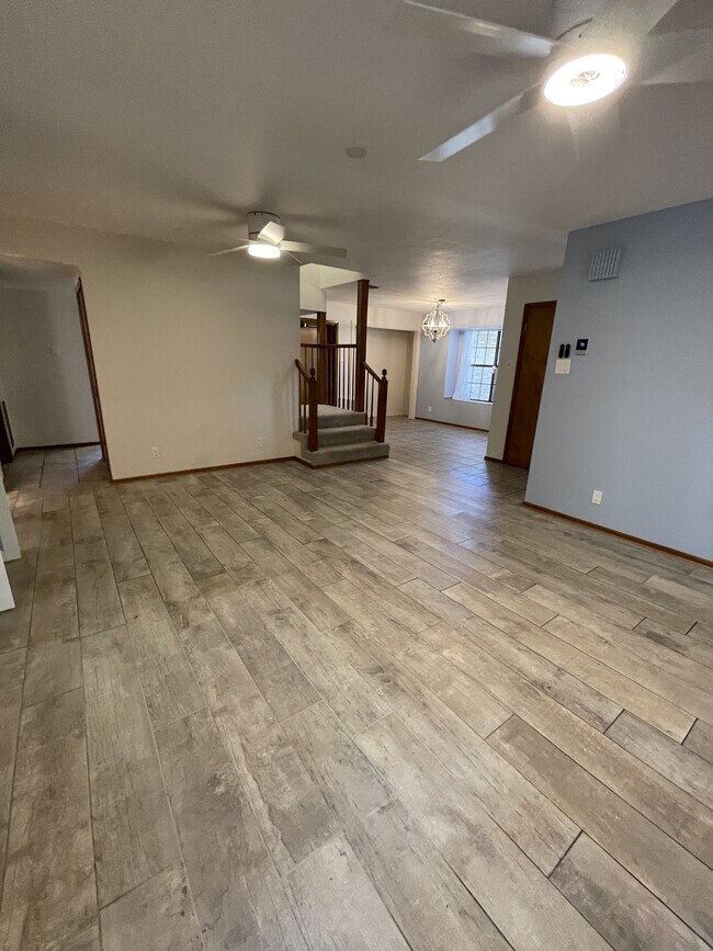 Building Photo - 1214 Timber Bay