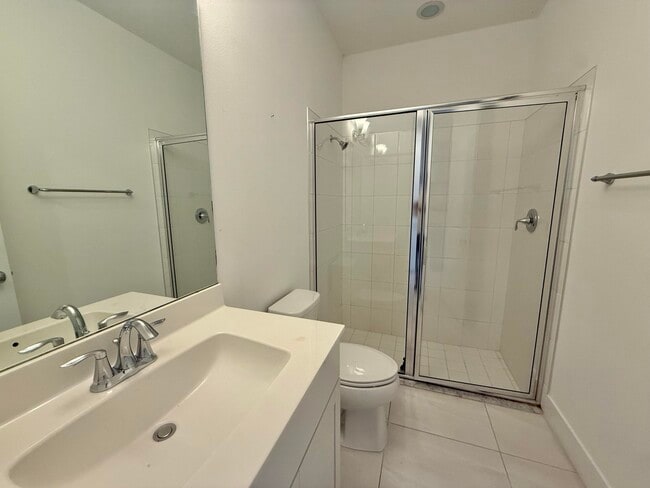 Building Photo - 3019 Franklin Pl