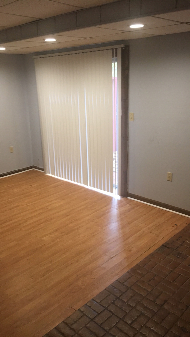 Building Photo - 4641 Highlake Dr