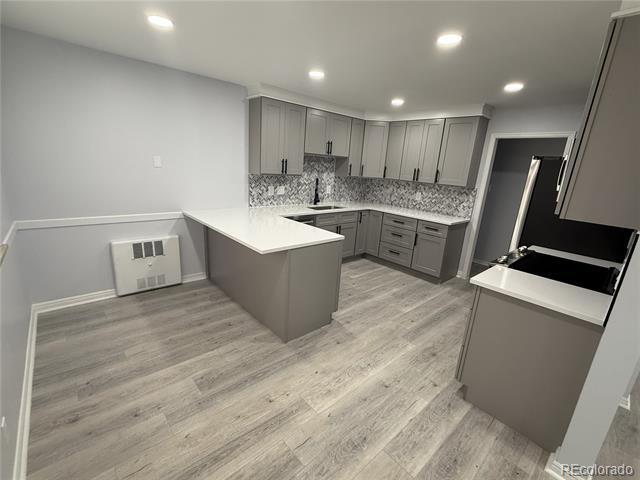 Building Photo - 2203 S Holly St