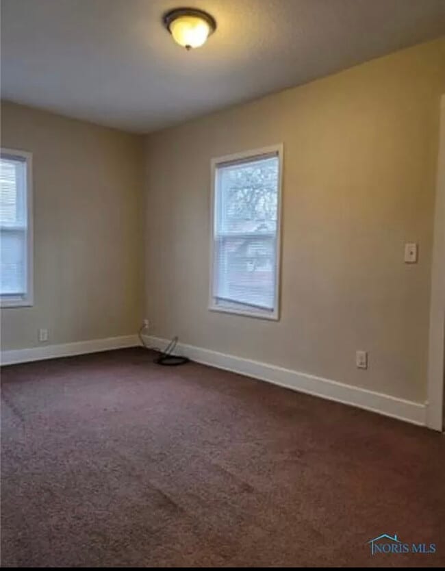 Building Photo - 123 Central Ave