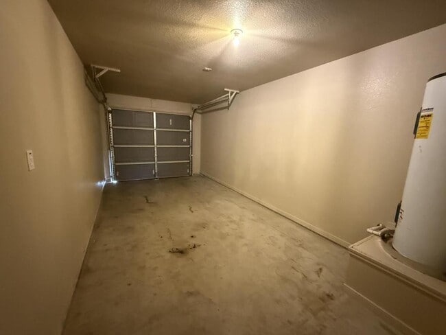 Building Photo - 3109 Yaupon Rd