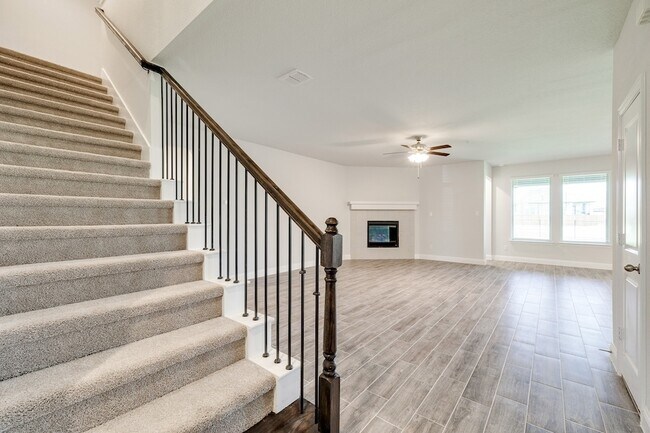 Building Photo - 1216 Blanco Trl