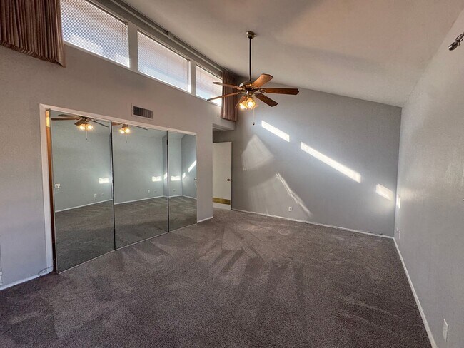 Building Photo - All Utilities Included! Condo in Winrock Villas