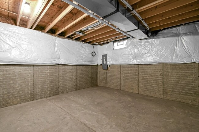 Building Photo - 3832 Eagles Landing Dr