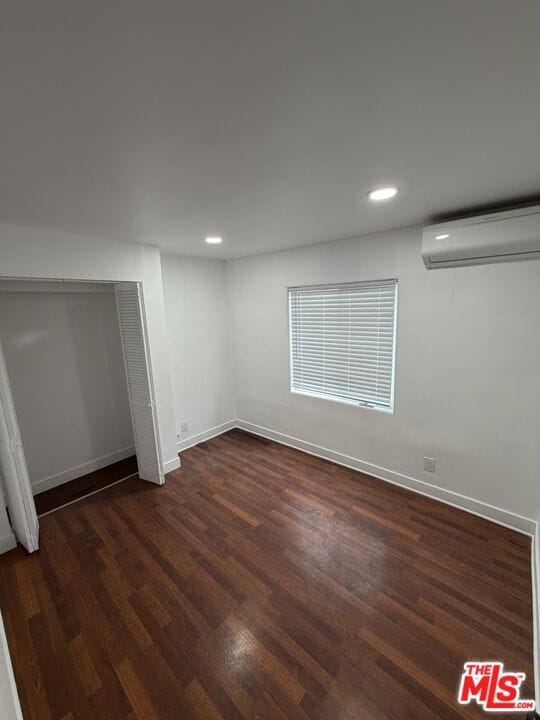 Building Photo - 120 N Ave 25