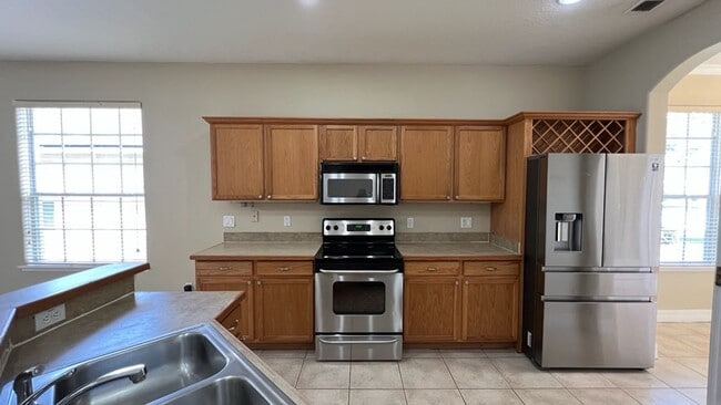 Building Photo - 3 BR/2BA | Newly Renovated Single Family Home | 1-Car Covered Parking | In  Eagles Nest at The Oaks!