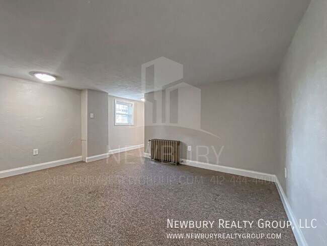 Building Photo - 102 W Steuben St