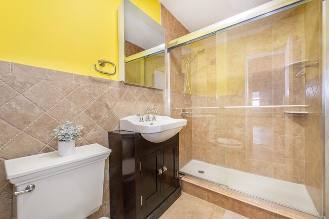 Building Photo - 7855 John F. Kennedy Blvd