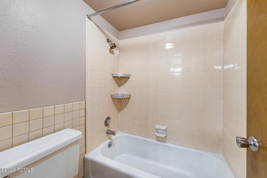 Bathroom 2 - 425 S 1000 E